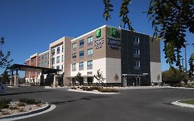 Holiday Inn Express & Suites Boise Airport By Ihg